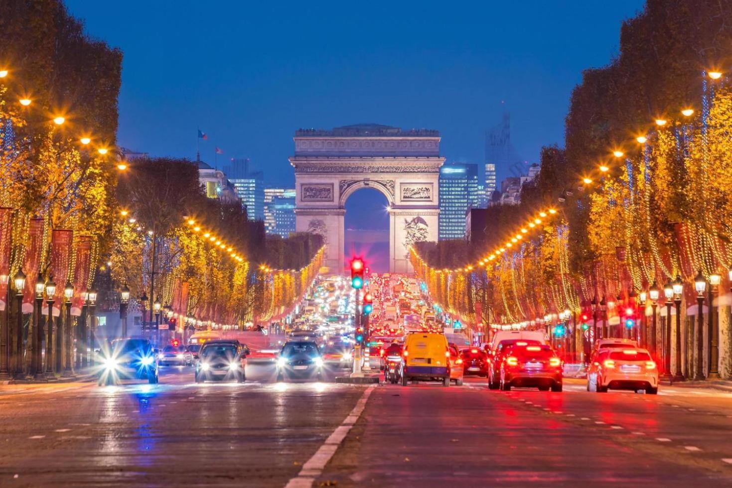 Studio Champs Elysees Tour Eiffel París Exterior foto